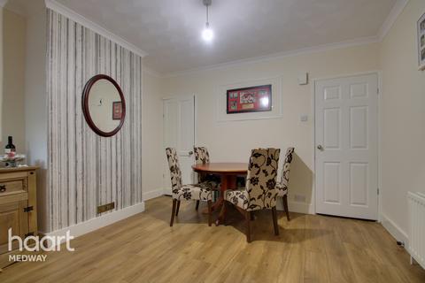 8 Albany Road, Gillingham, ME7 4HS