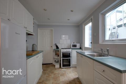 8 Albany Road, Gillingham, ME7 4HS