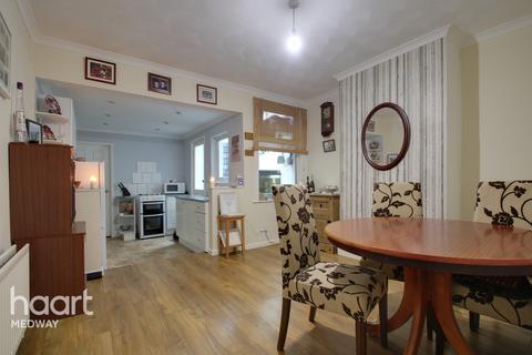 8 Albany Road, Gillingham, ME7 4HS