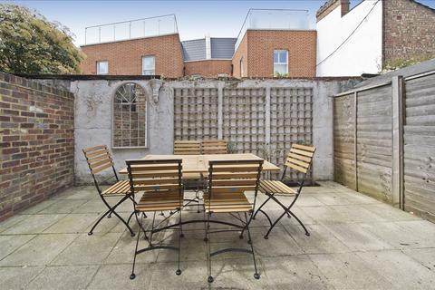 77 Adelaide Grove, London, W12 0JX