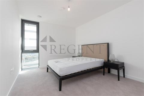 2 bedroom apartment to rent, City North East Tower, City North Place, N4