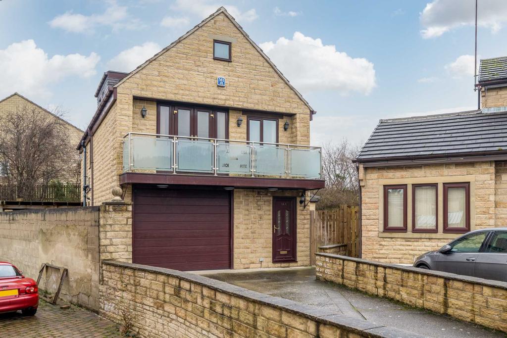 Thornhill Park Avenue, Dewsbury 4 bed detached house £225,000