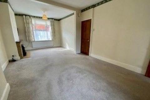30 Beechwood Road, Northampton, NN5 6JT