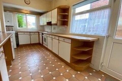 30 Beechwood Road, Northampton, NN5 6JT