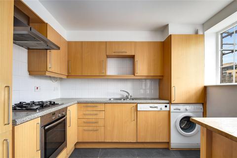 2 bedroom flat to rent, Kingsbridge Court, 1 Dockers Tanner Road, London, E14
