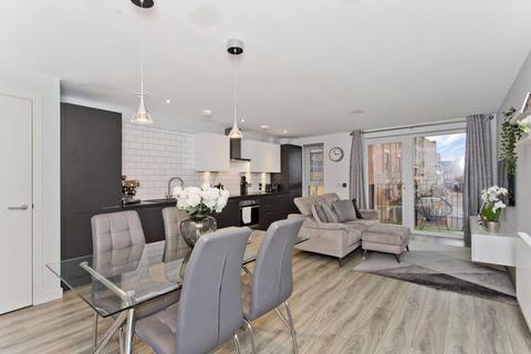 Flat 3, 19 Salamander Place, Edinburgh, EH6 7JJ