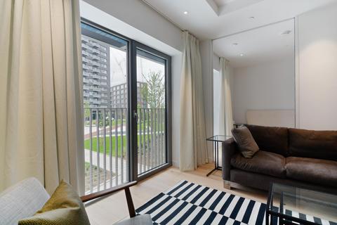 3 bedroom apartment to rent, Hercules House, London City Island, E14