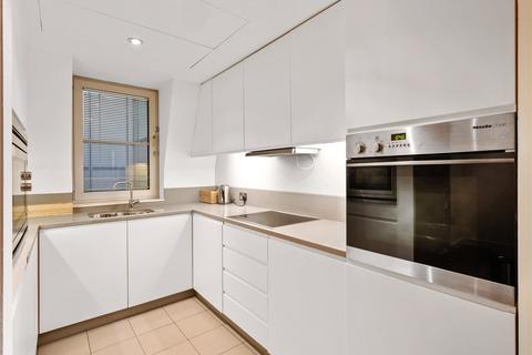 2 bedroom flat to rent, Hanover Street, Mayfair, London