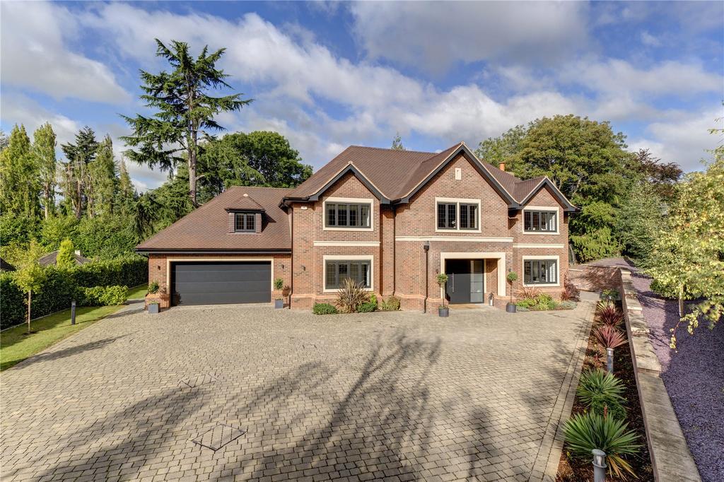 Valley Way, Gerrards Cross, Bucks, SL9 7 bed detached house £3,500,000