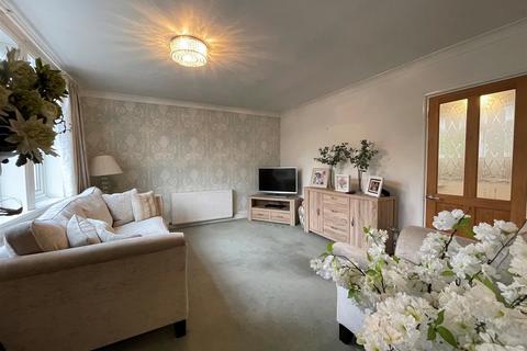 100 Withy Mead, London, E4 6JW