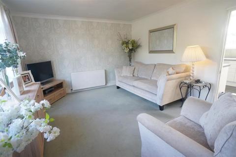 100 Withy Mead, London, E4 6JW