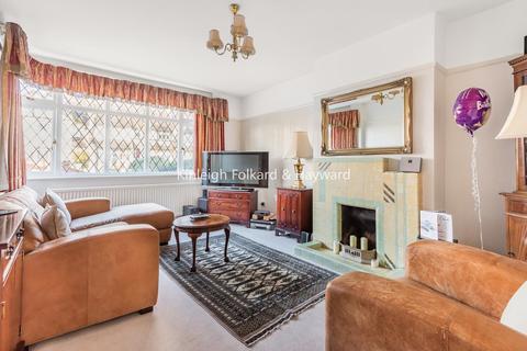 69 Bridle Road, Croydon, CR0 8HP