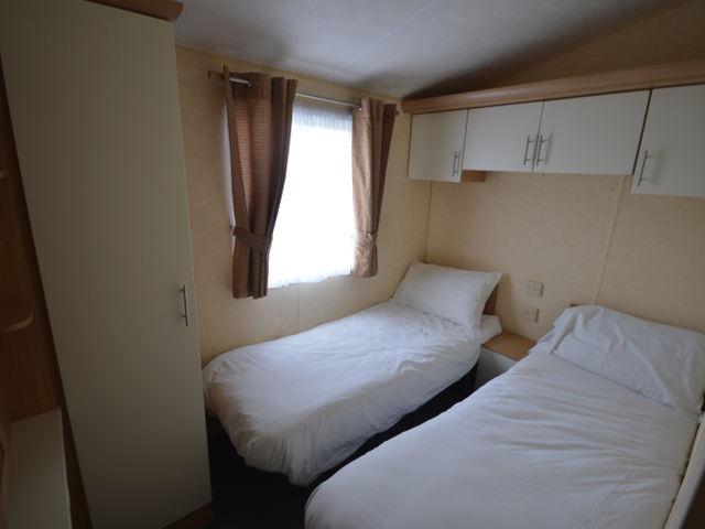 You will also find a superb second bedroom. This c