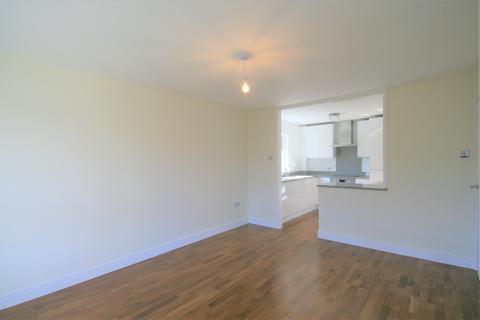 35 Cheriton Close, London, W5 1TR