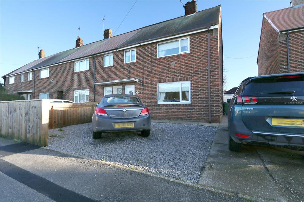 Highfield, Withernsea, HU19 3 bed end of terrace house £110,000