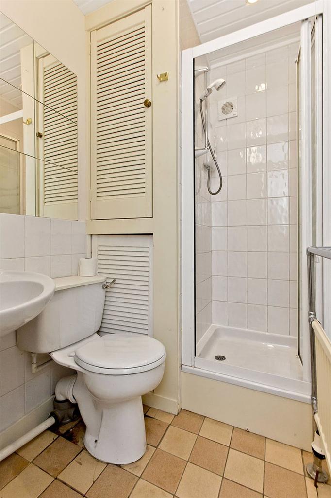 Shower Room - Gf