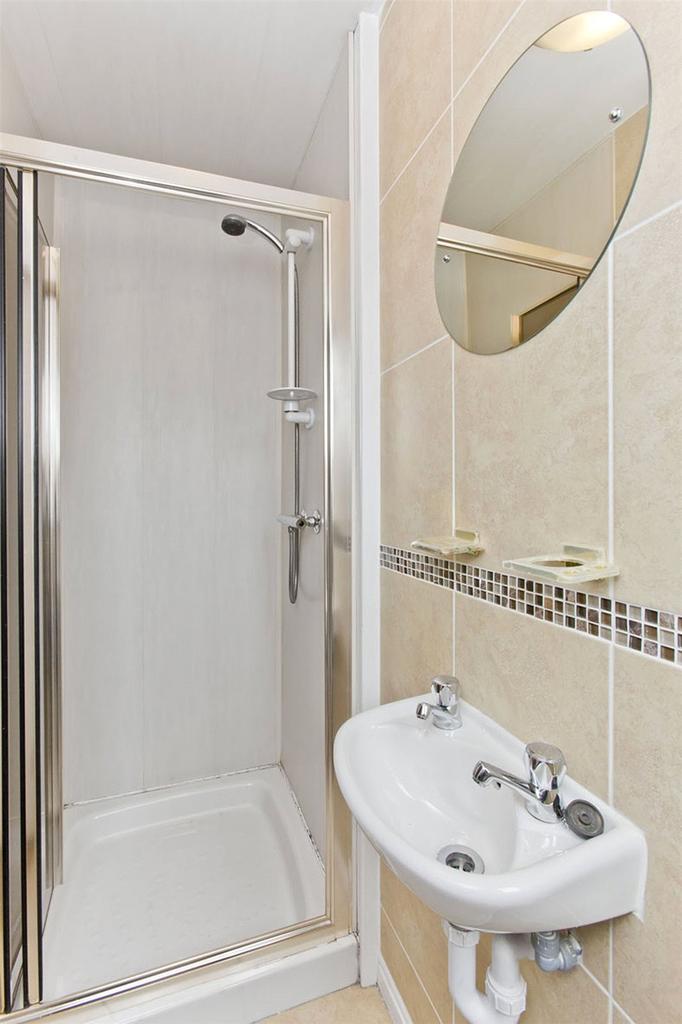 Bed 4 En-Suite