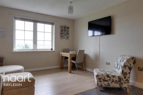 1 bedroom flat to rent, Herschell Court, Basildon