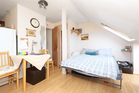 24 Babington Road, London, NW4 4LD