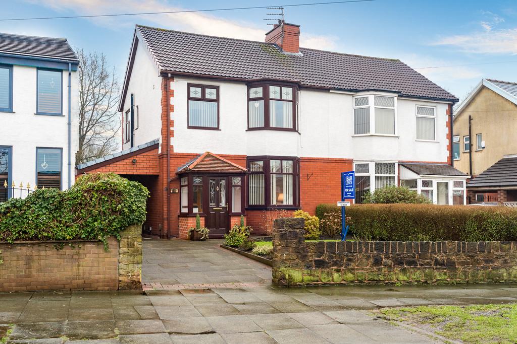 Green Leach Lane, Haresfinch, St. Helens 3 bed semidetached house £