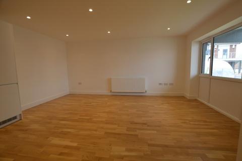 2 bedroom ground floor flat to rent, Ames Court, Bury St Edmunds