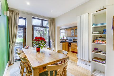 11 Rhodes Avenue, London, N22 7UR