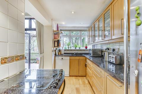 11 Rhodes Avenue, London, N22 7UR