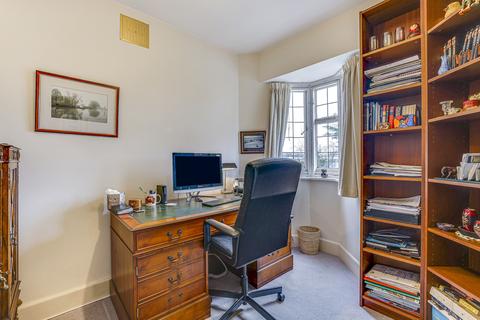 11 Rhodes Avenue, London, N22 7UR