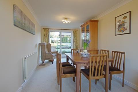 44 Broomfallen Road, Scotby, Carlisle, CA4 8DE