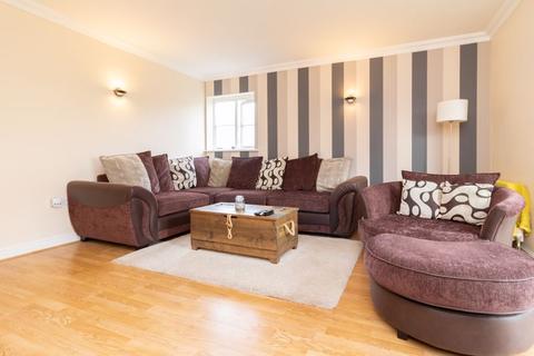 13 Coldstream Road, Caterham, CR3 5ZA