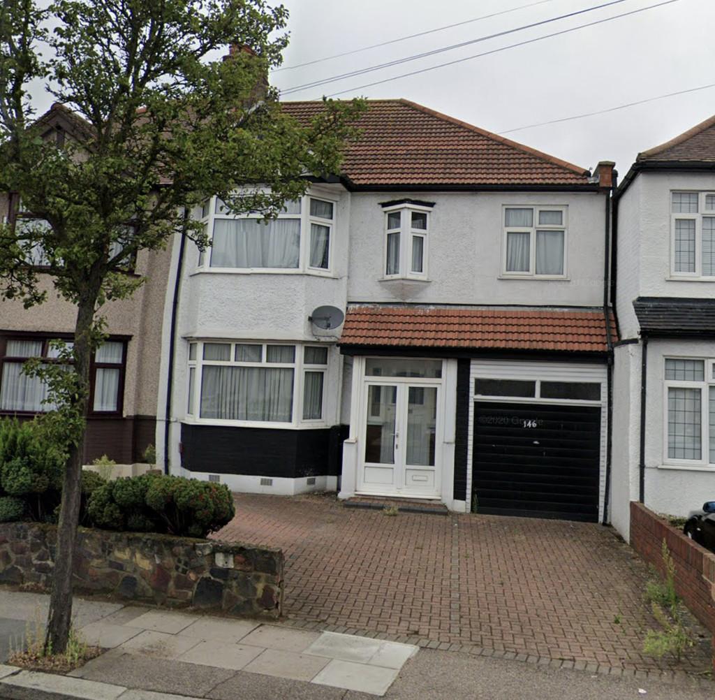 Redbridge Lane East, Ilford 5 bed semidetached house £2,201 pcm (£