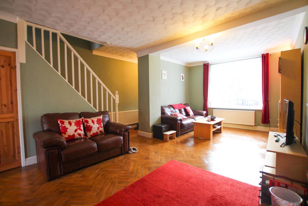 Clarence Street, Mountain Ash 3 bed terraced house £99,999