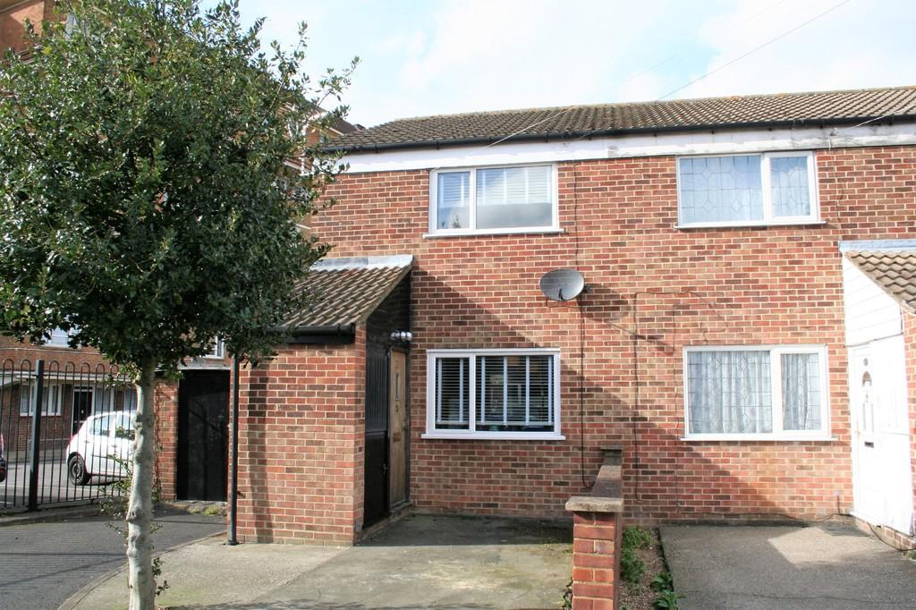 Feltham Road, Mitcham 2 bed end of terrace house £360,000