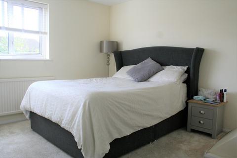 29 Feltham Road, Mitcham, CR4 2JQ