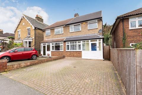 19 Birkbeck Road, Sidcup, DA14 4DB