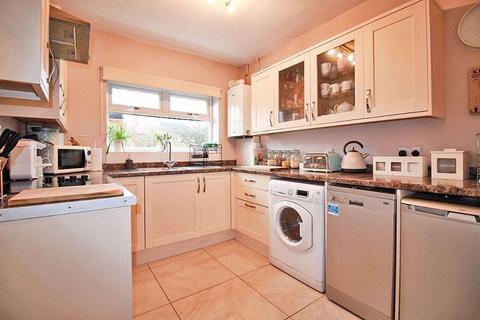 15 Ashfield Road, Fordhouses, Wolverhampton, WV10 6QX
