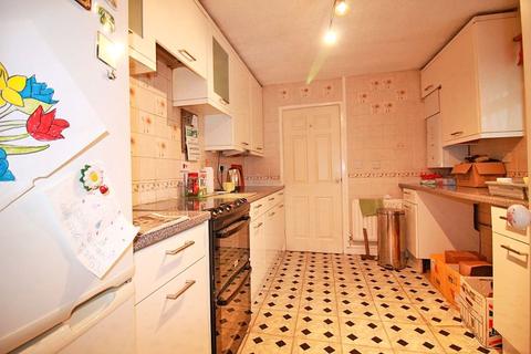 18 Millwalk Drive, Wolverhampton, WV9 5LG