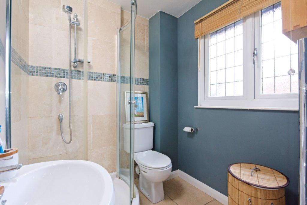 Bed 2 En Suite
