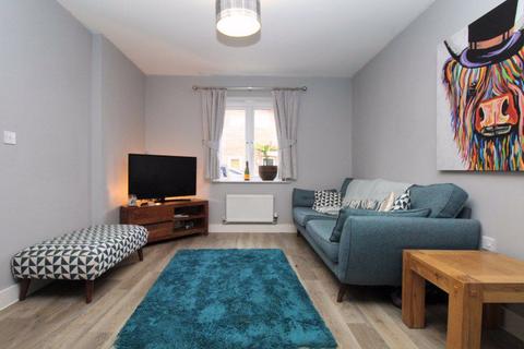 8 Cross Field, Patchway, Bristol, BS34 5GU