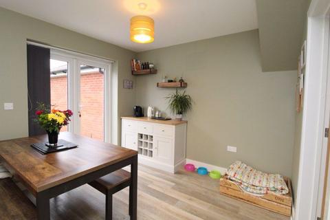 8 Cross Field, Patchway, Bristol, BS34 5GU