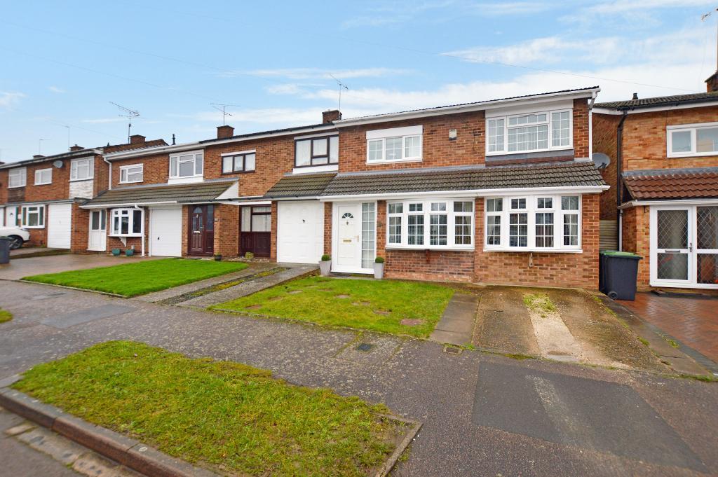 High Beech Road, Sundon Park, Luton, Bedfordshire, LU3 3DD 4 bed end of