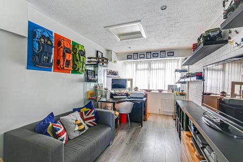 96a Purley Downs Road, South Croydon, CR2 0RB