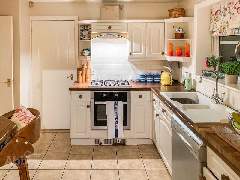 Kitchen 2