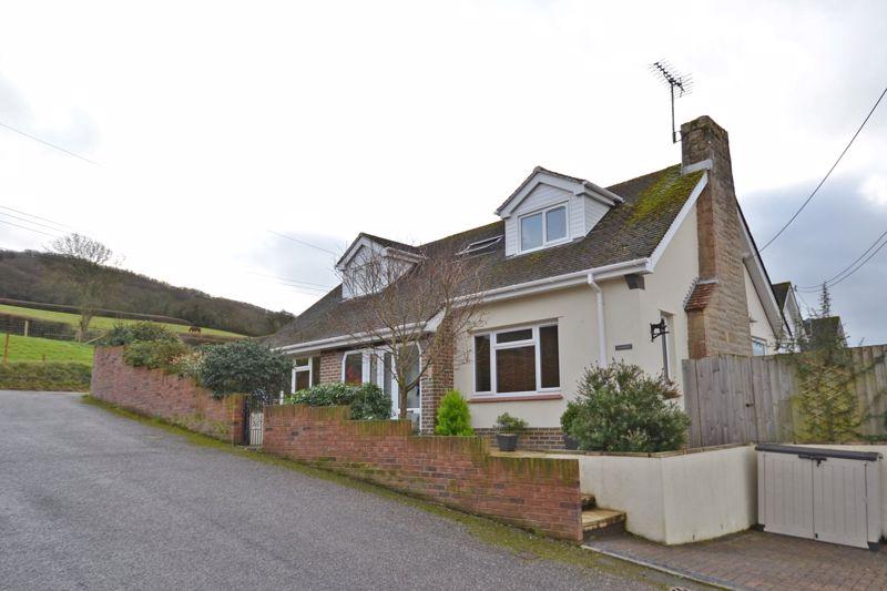 Higher Fortescue, Sidmouth 4 bed detached bungalow £499,995