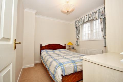28 Kidder Road, Rayne, Braintree, CM77 6TN
