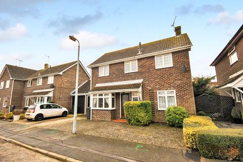 28 Kidder Road, Rayne, Braintree, CM77 6TN
