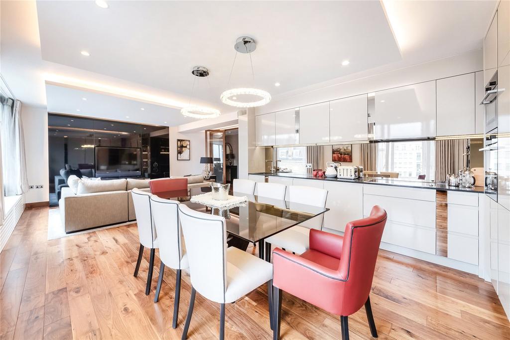 Dining/Kitchen