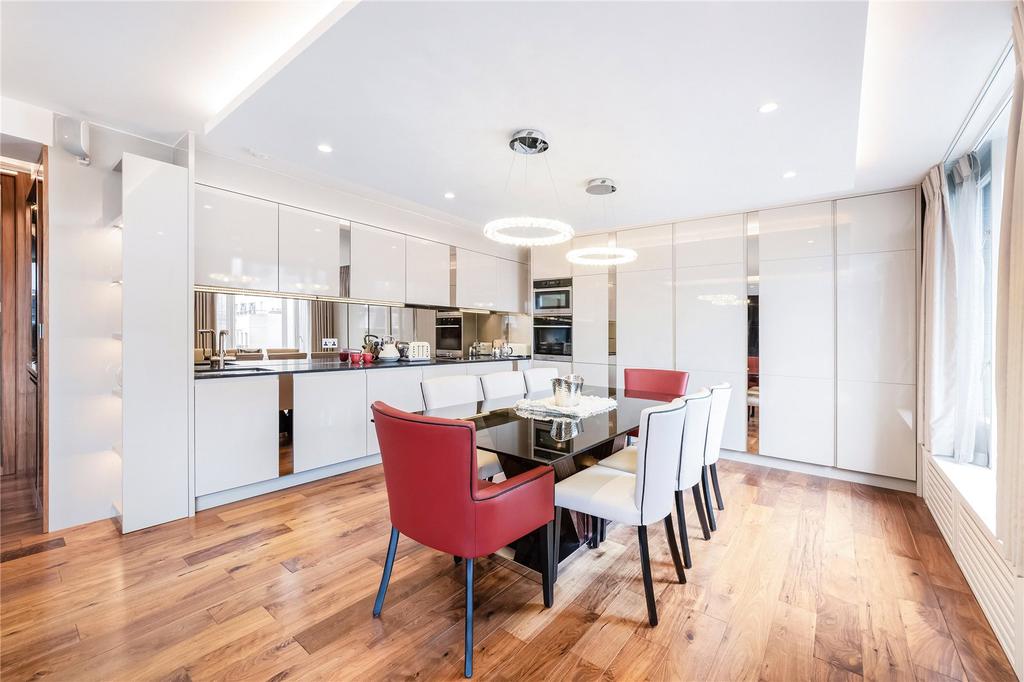 Kitchen/Dining