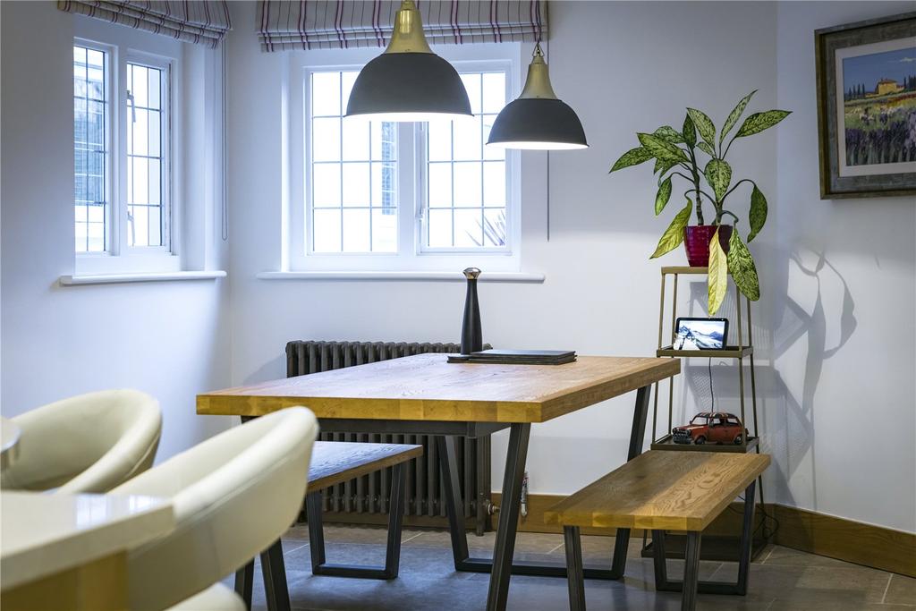 Breakfast Room