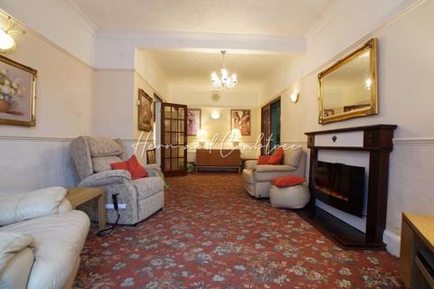 17 Leckwith Place, Cardiff, CF11 6HR